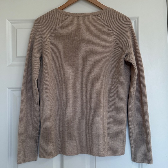 Vince Cashmere Wool Sweater Medium V Neck Ribbed Beige Tan Neutral Womens - Picture 2 of 6